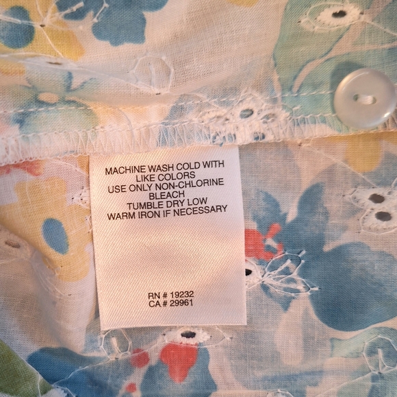 Alfred dunner floral eyelet cotton button down top sz 14 - Picture 7 of 8